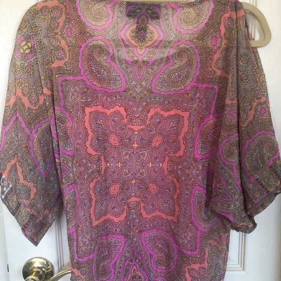 Women’s top - Picture 6 of 8